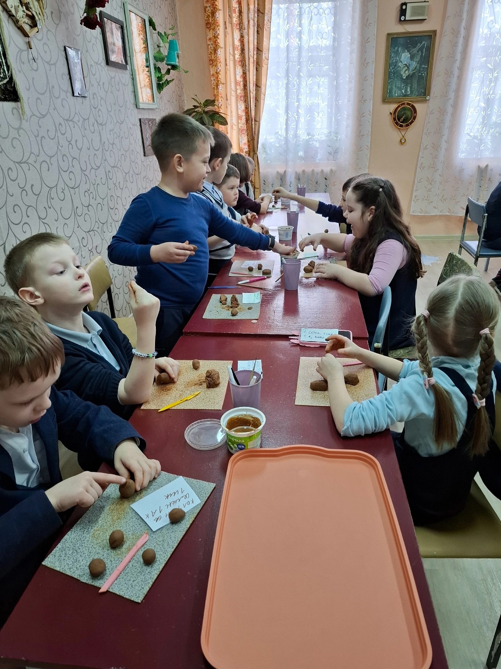 Сегодня Яранский краеведческий музей посетили веселые ребята из 1 &quot;А&quot; и 1 &quot;Б.