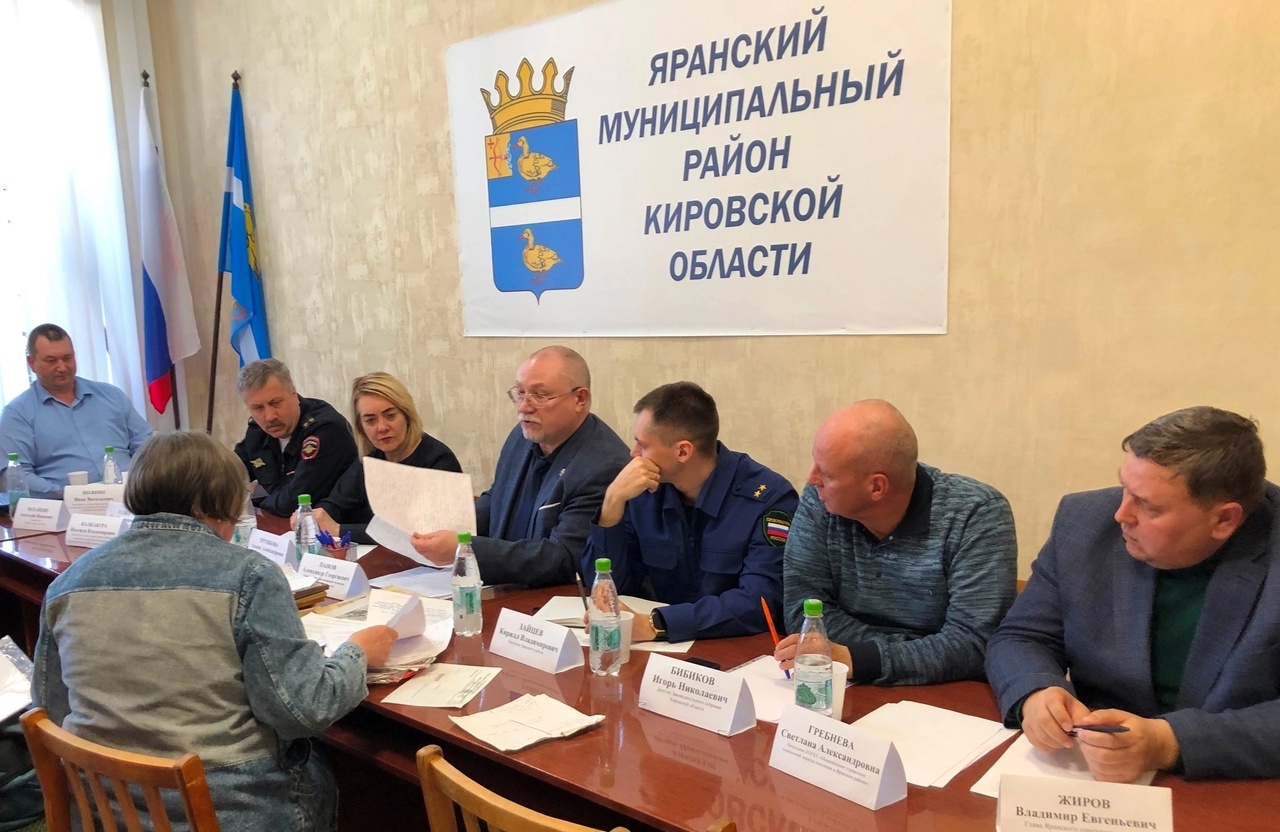 Александр Георгиевич посетил изолятор временного содержания, дом- интернат.