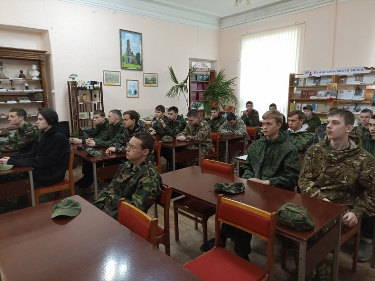 21 мая (3 июня) исполняется 125 лет со дня рождения Константина Андреевича Вершинина (1900-1973). 21 мая (3 июня) исполняется 125 лет со дня рождения Константина Андреевича Вершинина (1900-1973).